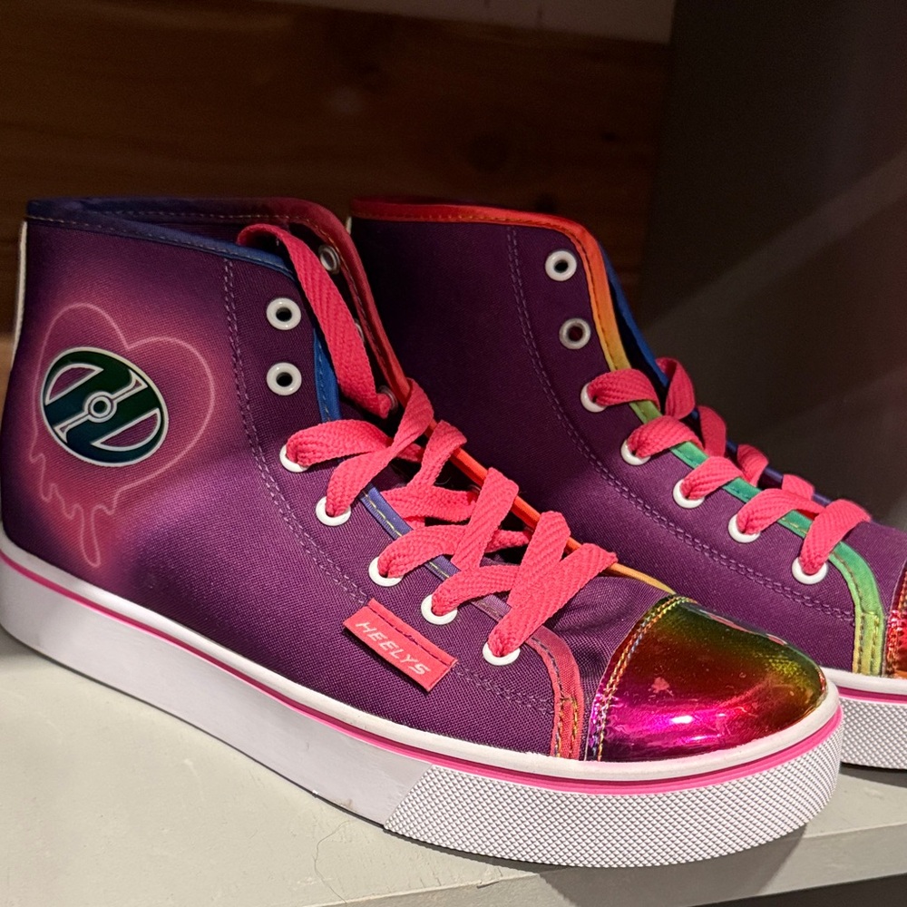 Heelys Purple and Pink High-Top Sneakers New no box
